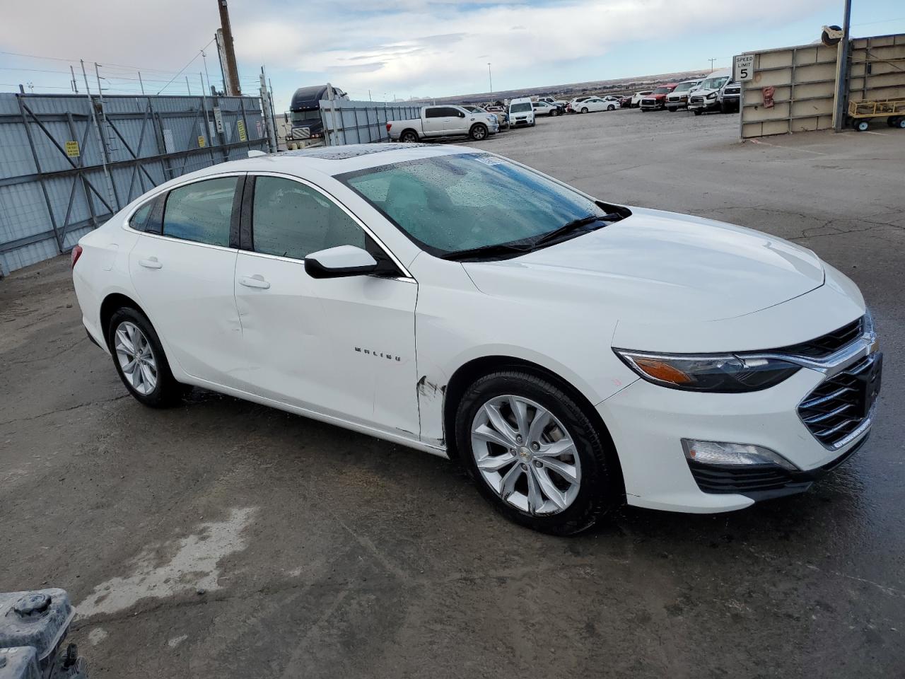 Photo 3 VIN: 1G1ZD5ST8NF169602 - CHEVROLET MALIBU 