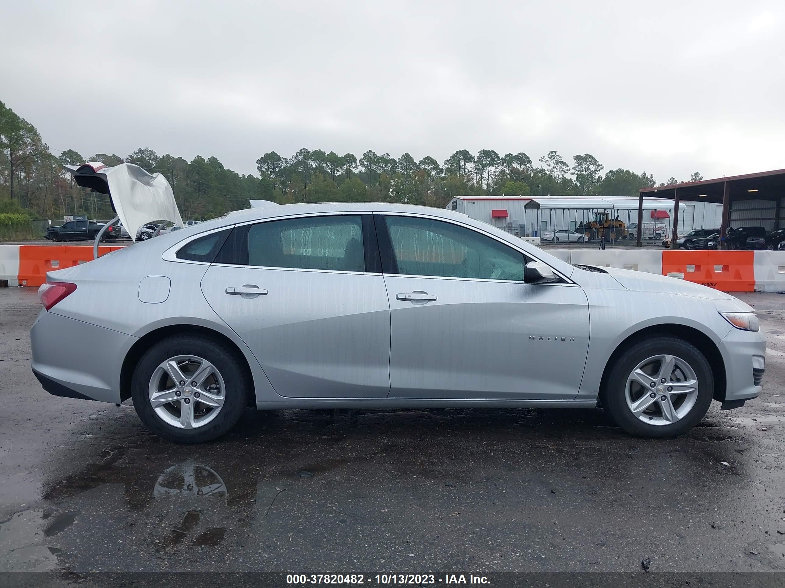 Photo 12 VIN: 1G1ZD5ST8NF174573 - CHEVROLET MALIBU 