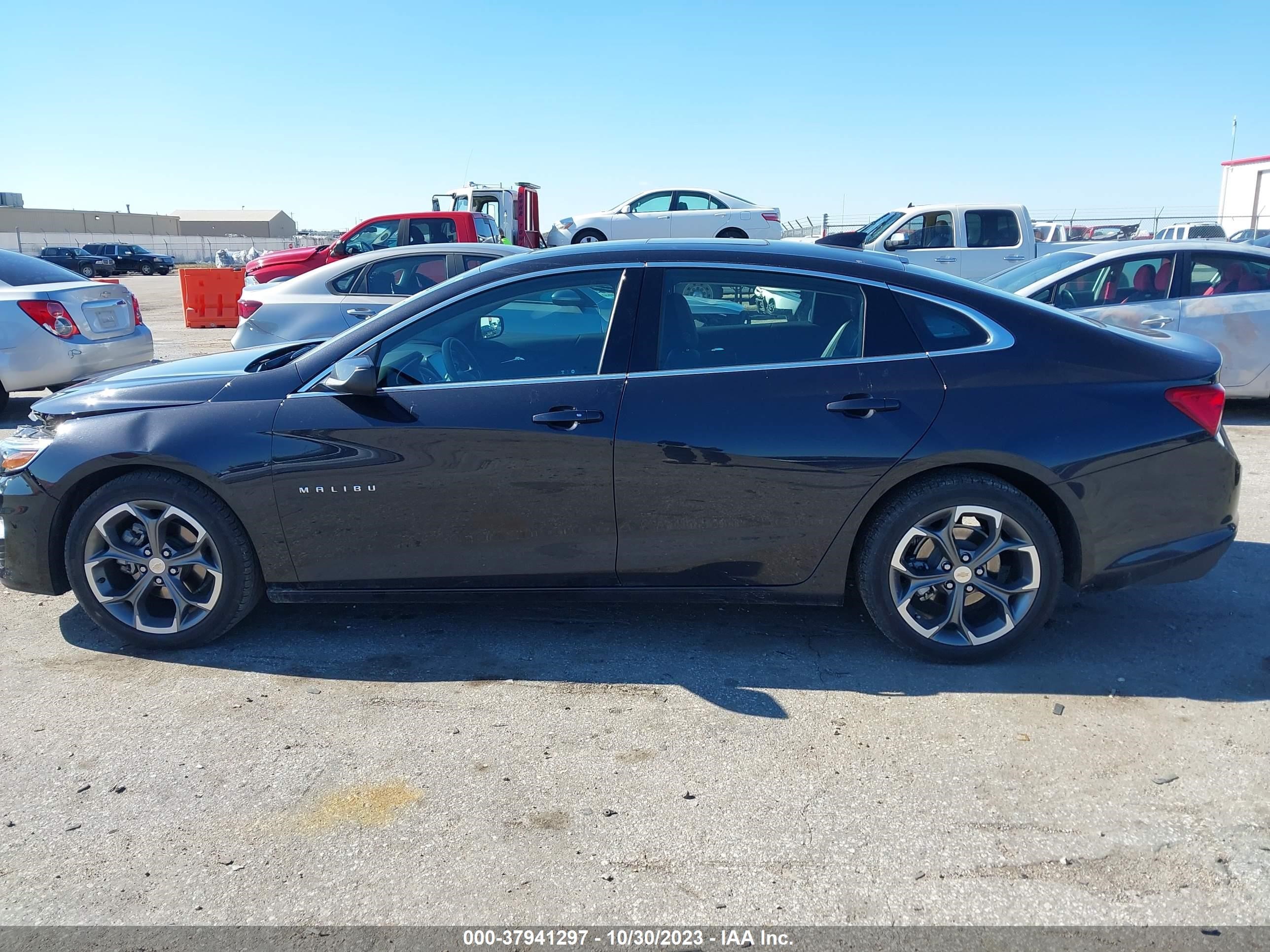 Photo 14 VIN: 1G1ZD5ST8PF159719 - CHEVROLET MALIBU 