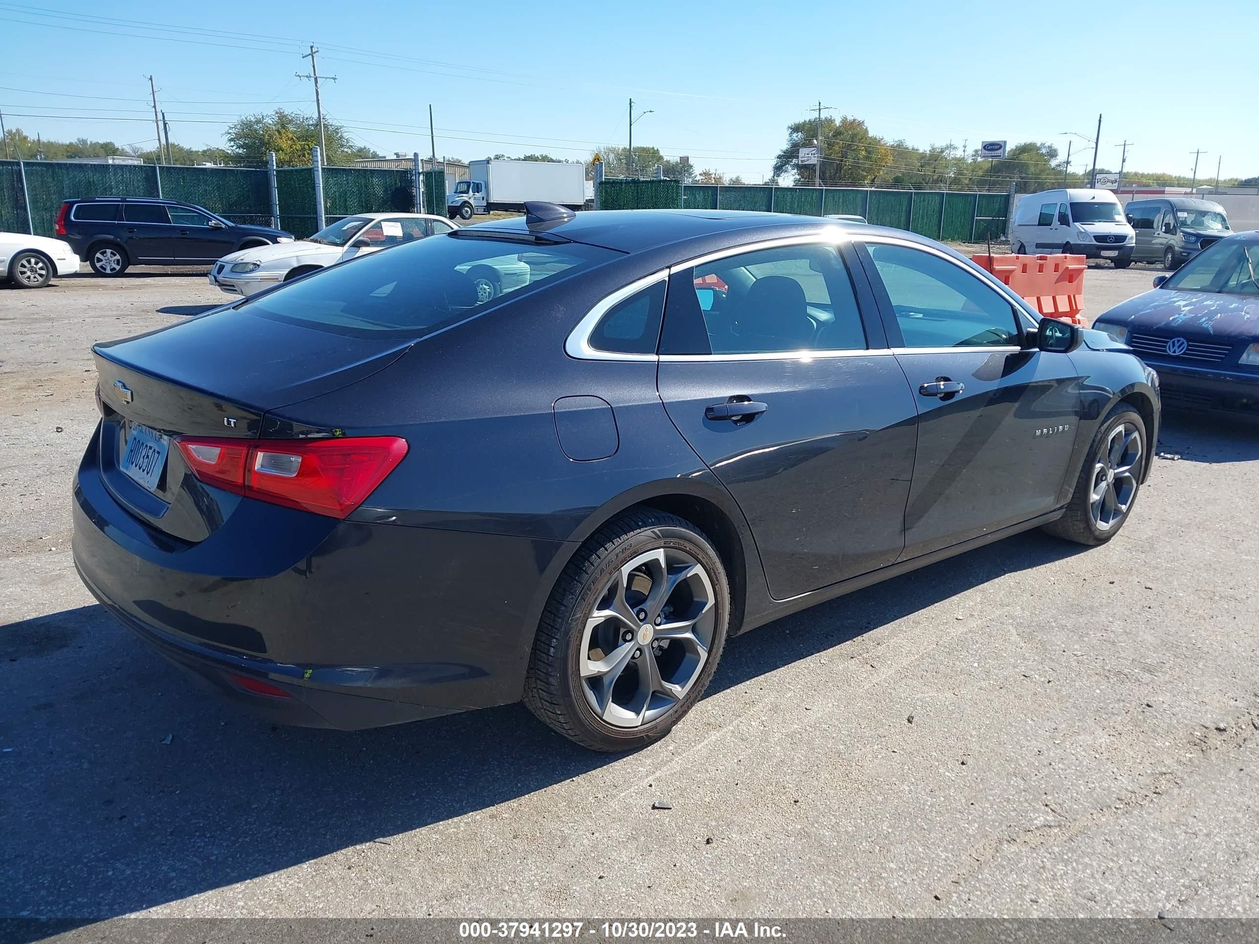 Photo 3 VIN: 1G1ZD5ST8PF159719 - CHEVROLET MALIBU 