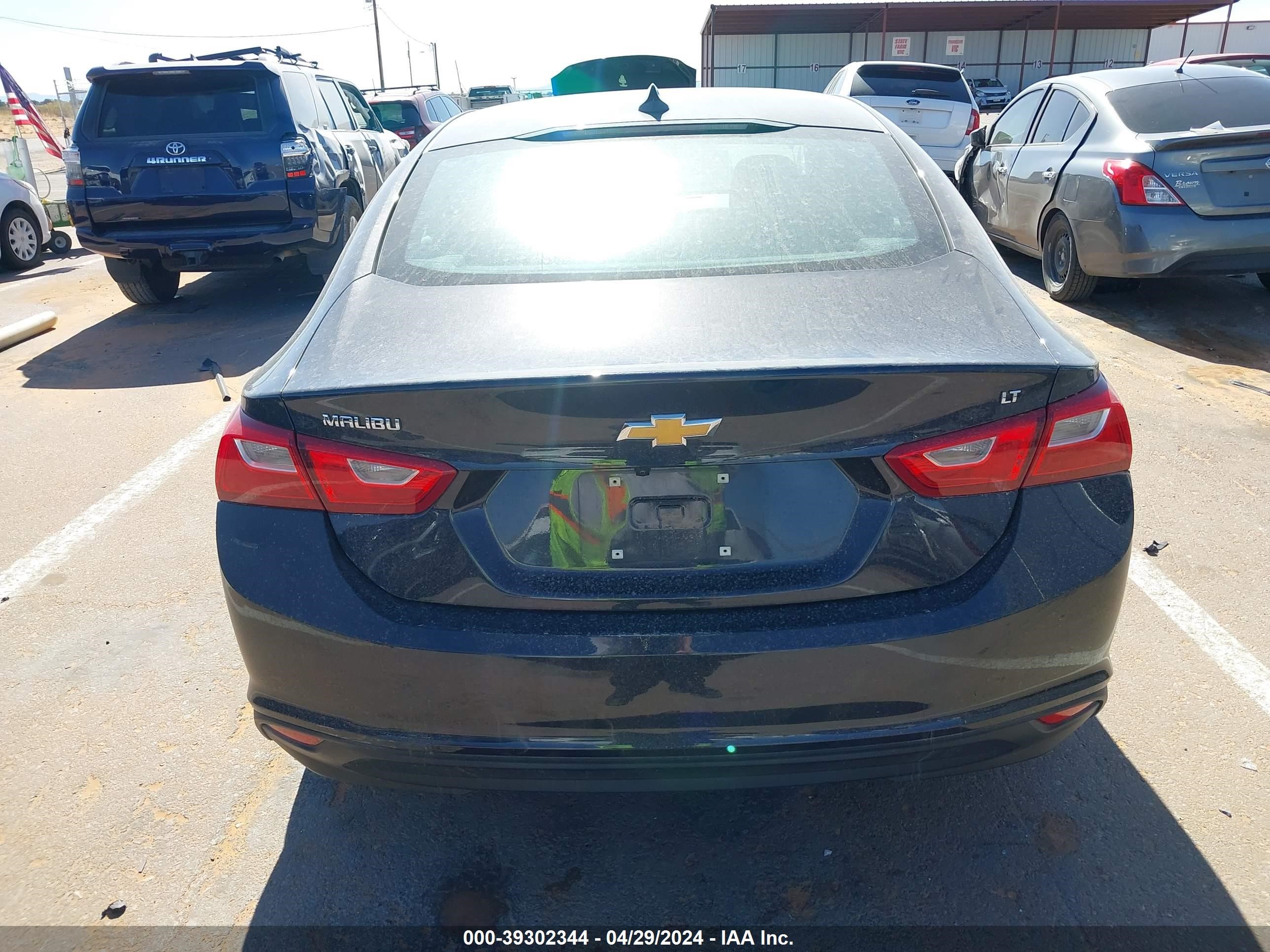 Photo 15 VIN: 1G1ZD5ST8PF202908 - CHEVROLET MALIBU 