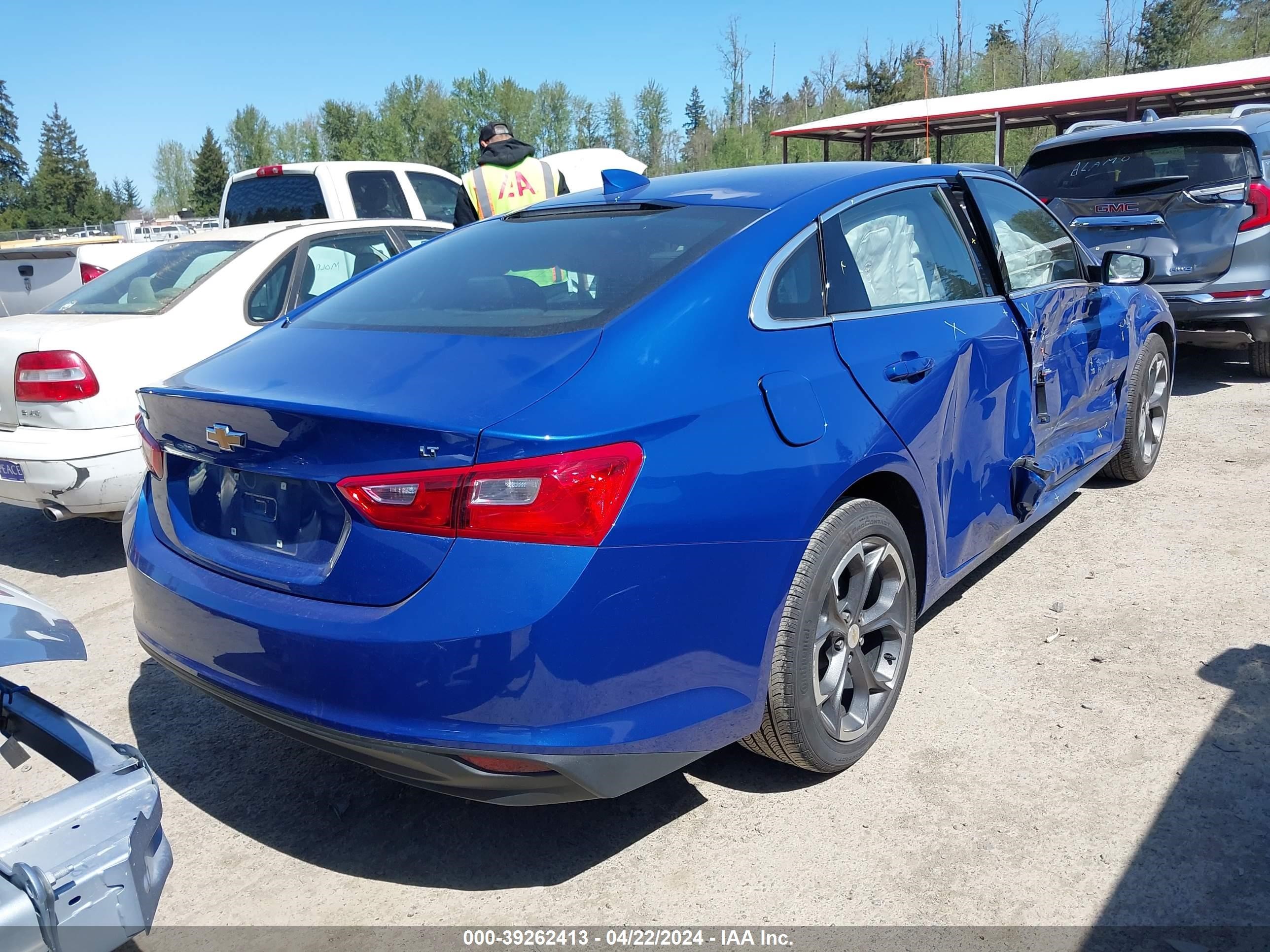 Photo 3 VIN: 1G1ZD5ST8PF239666 - CHEVROLET MALIBU 