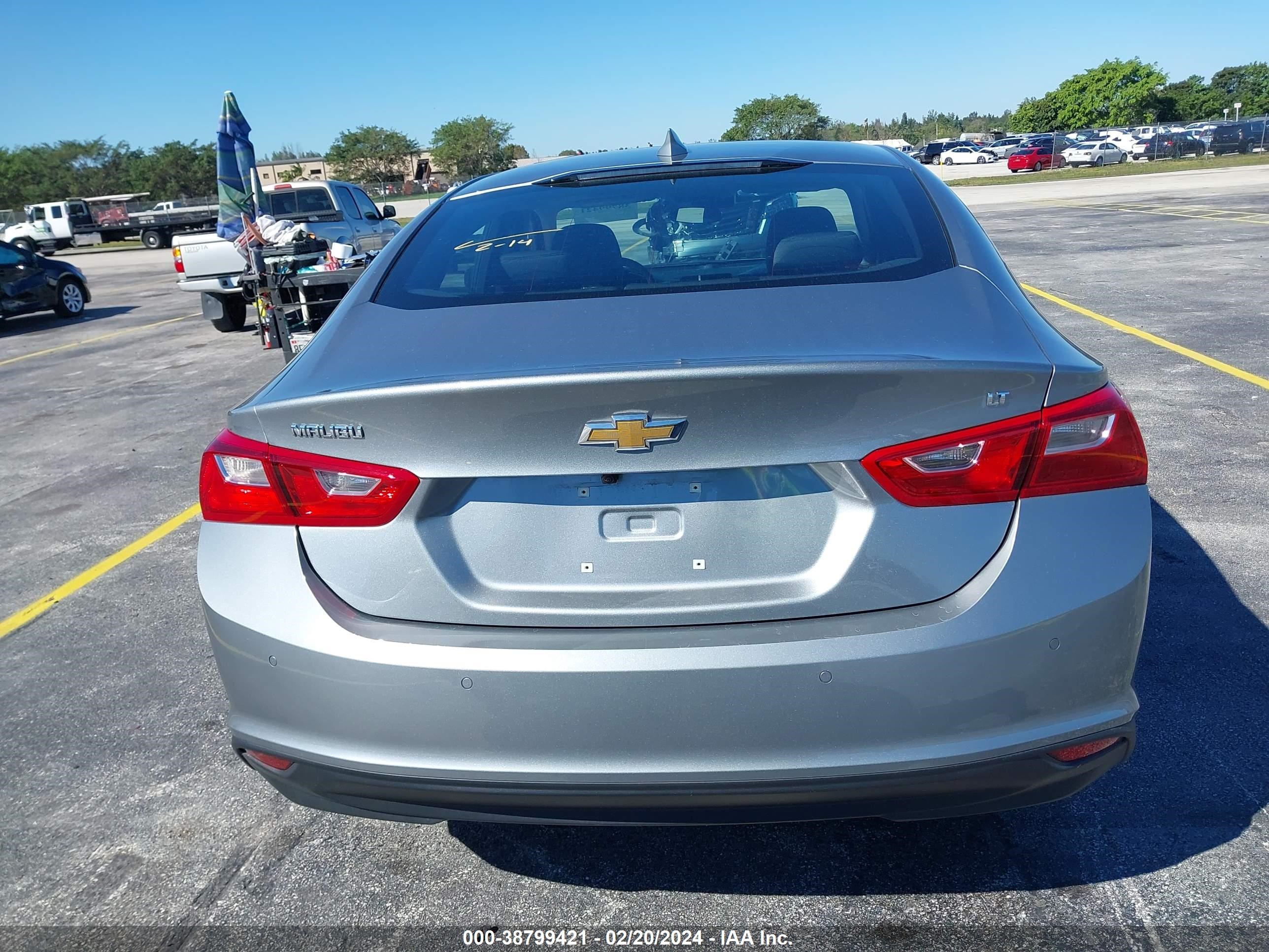 Photo 15 VIN: 1G1ZD5ST8RF132345 - CHEVROLET MALIBU 