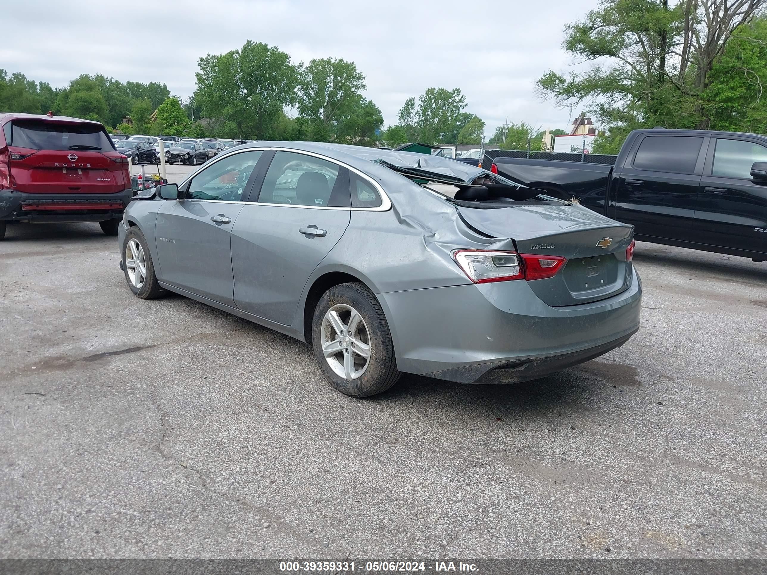 Photo 2 VIN: 1G1ZD5ST8RF176281 - CHEVROLET MALIBU 