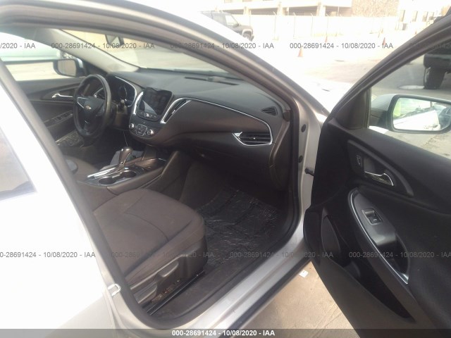 Photo 4 VIN: 1G1ZD5ST9JF132021 - CHEVROLET MALIBU 