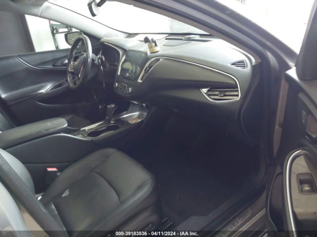 Photo 4 VIN: 1G1ZD5ST9JF207820 - CHEVROLET MALIBU 