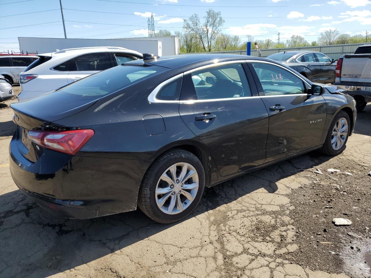 Photo 2 VIN: 1G1ZD5ST9KF135499 - CHEVROLET MALIBU 