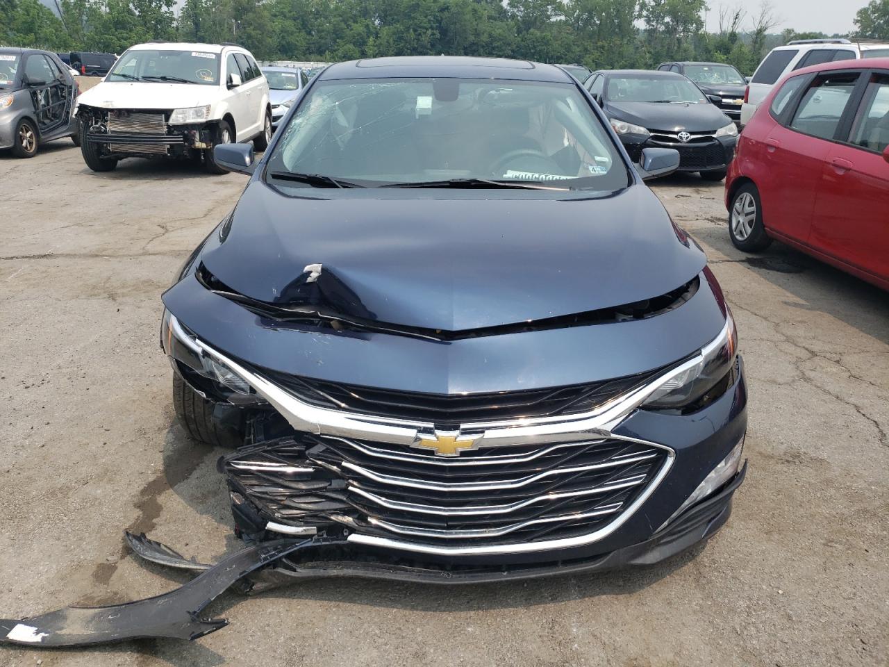 Photo 4 VIN: 1G1ZD5ST9NF135815 - CHEVROLET MALIBU 