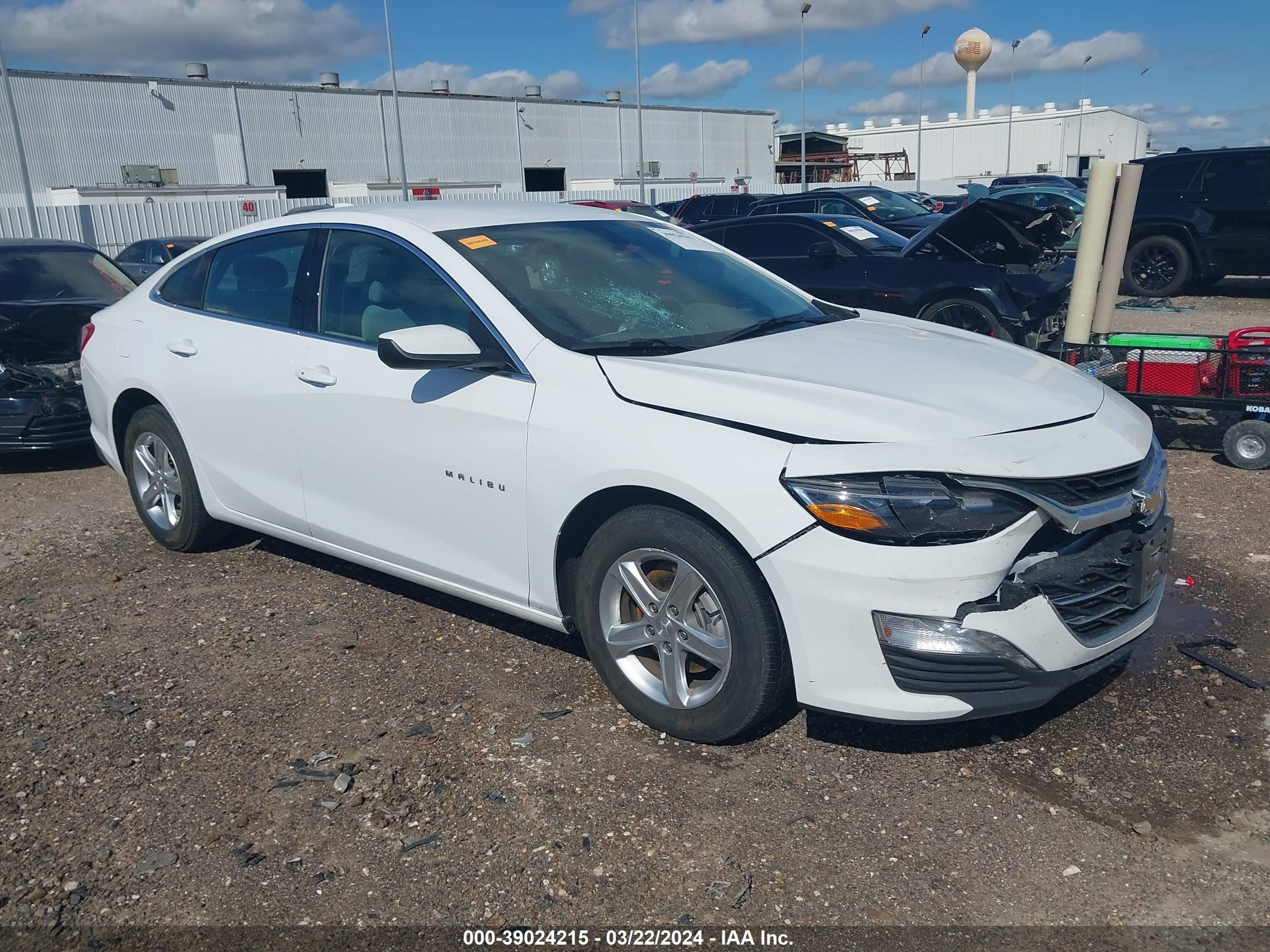 Photo 0 VIN: 1G1ZD5ST9NF184724 - CHEVROLET MALIBU 