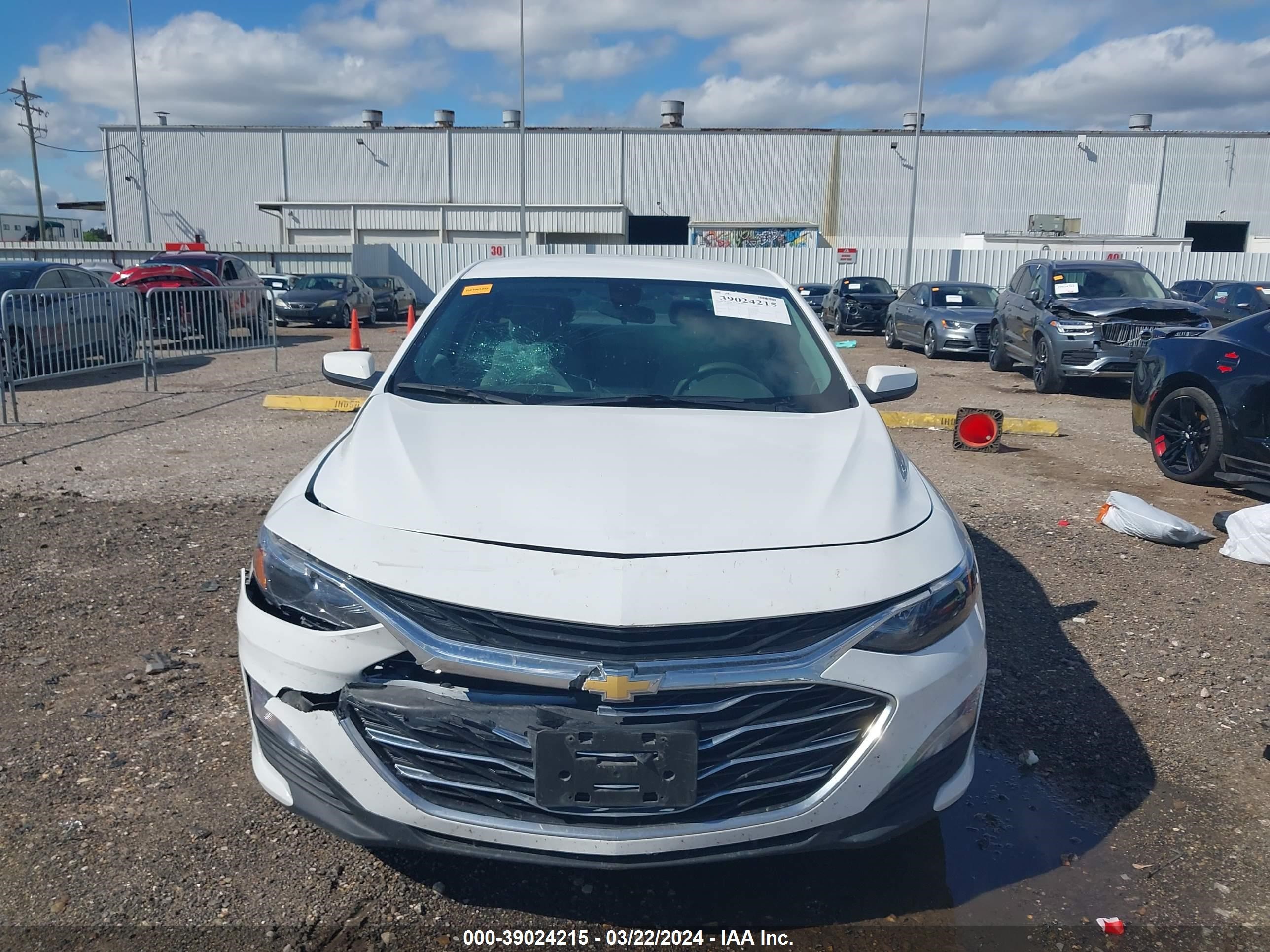 Photo 11 VIN: 1G1ZD5ST9NF184724 - CHEVROLET MALIBU 