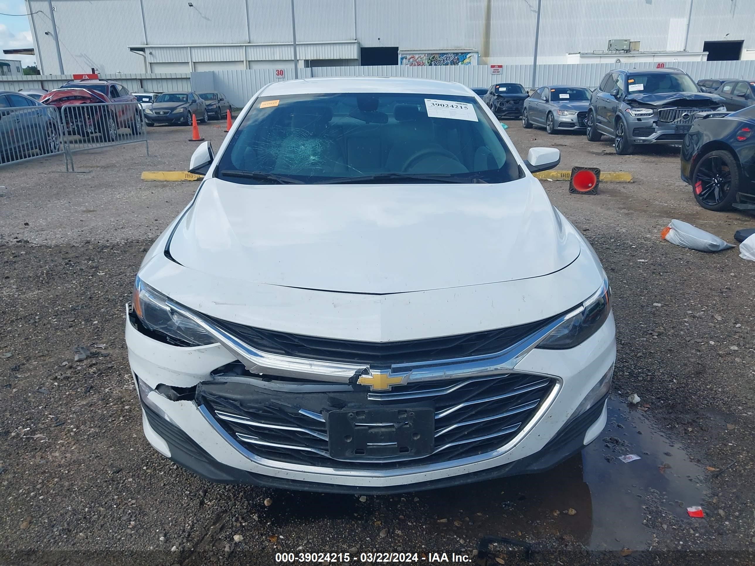 Photo 5 VIN: 1G1ZD5ST9NF184724 - CHEVROLET MALIBU 