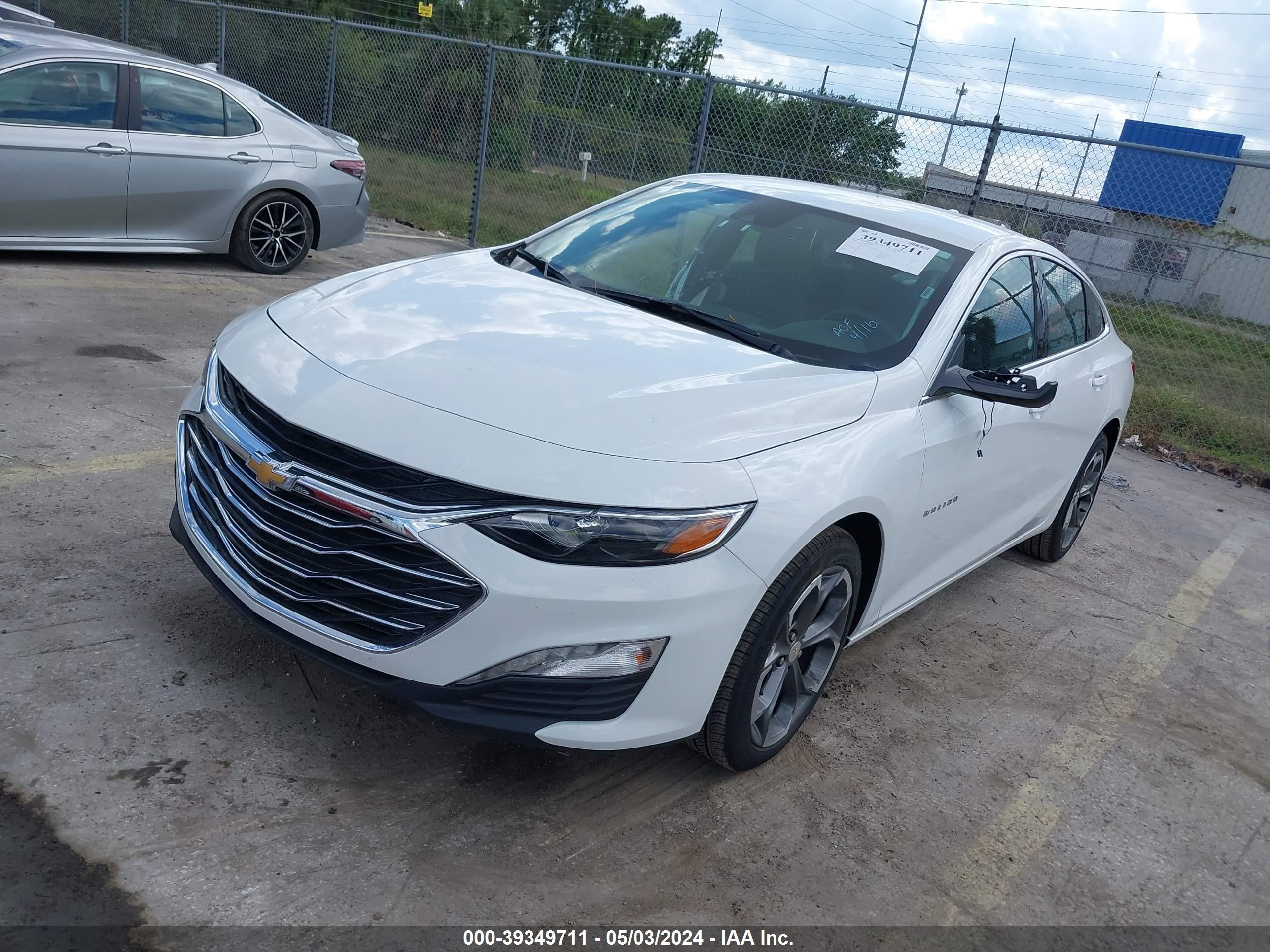 Photo 1 VIN: 1G1ZD5ST9RF170957 - CHEVROLET MALIBU 