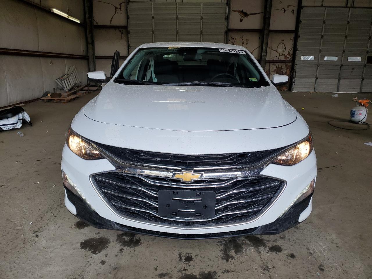 Photo 4 VIN: 1G1ZD5ST9RF172420 - CHEVROLET MALIBU 