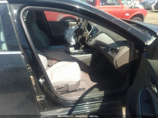 Photo 4 VIN: 1G1ZD5STXJF127538 - CHEVROLET MALIBU 