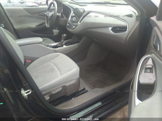 Photo 4 VIN: 1G1ZD5STXJF133694 - CHEVROLET MALIBU 