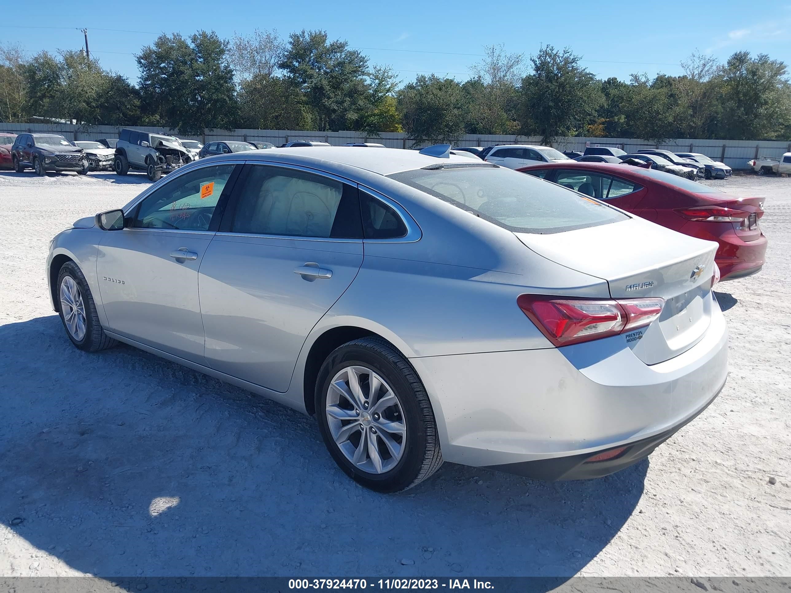 Photo 2 VIN: 1G1ZD5STXKF110112 - CHEVROLET MALIBU 