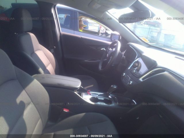 Photo 4 VIN: 1G1ZD5STXKF110384 - CHEVROLET MALIBU 