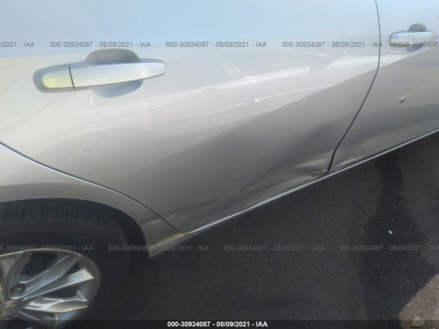 Photo 5 VIN: 1G1ZD5STXKF110384 - CHEVROLET MALIBU 