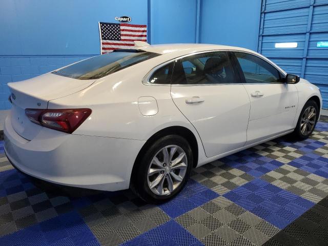 Photo 2 VIN: 1G1ZD5STXKF144681 - CHEVROLET MALIBU 