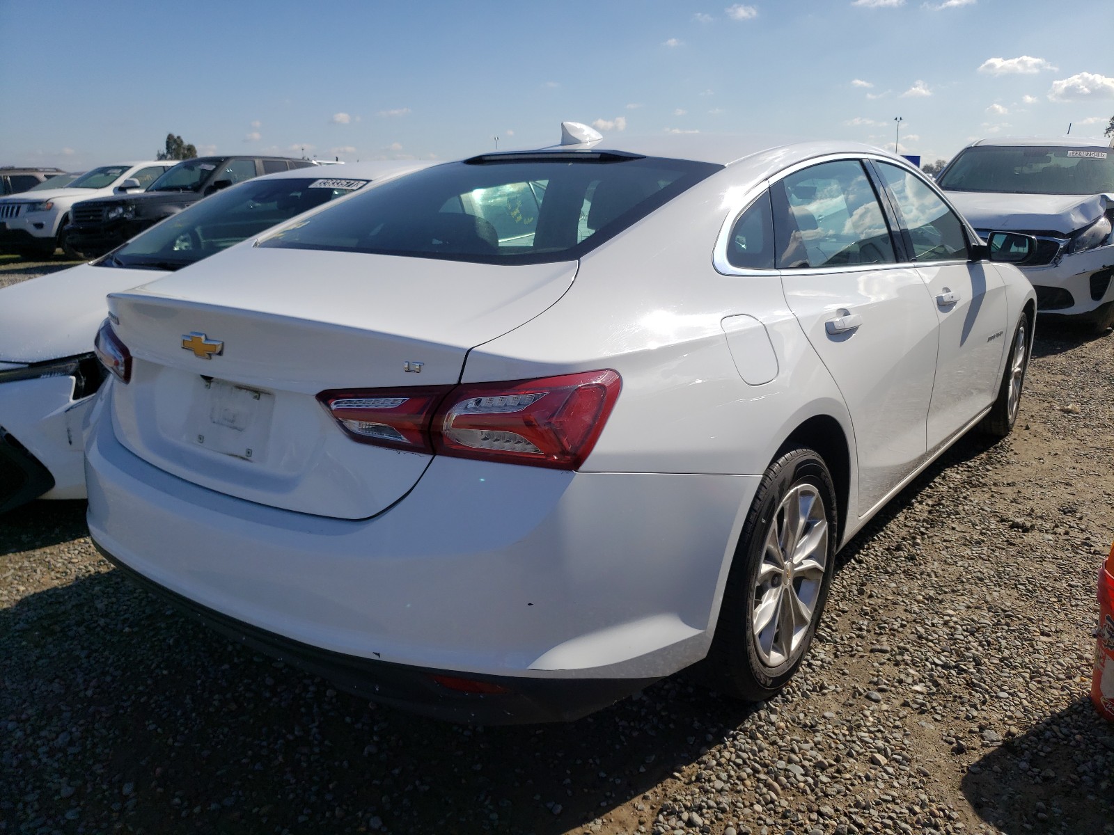 Photo 3 VIN: 1G1ZD5STXKF166292 - CHEVROLET MALIBU LT 