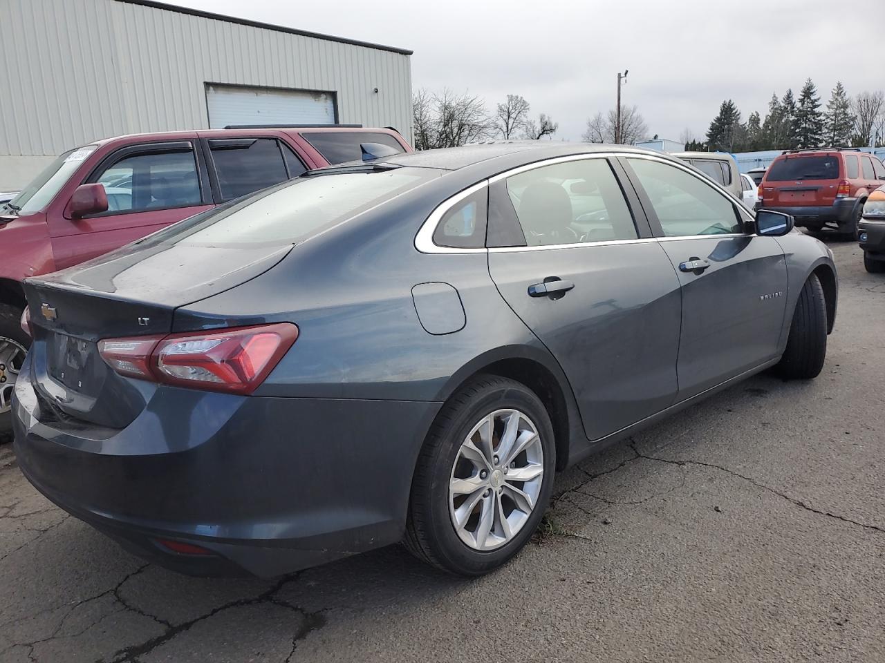 Photo 2 VIN: 1G1ZD5STXKF171671 - CHEVROLET MALIBU 