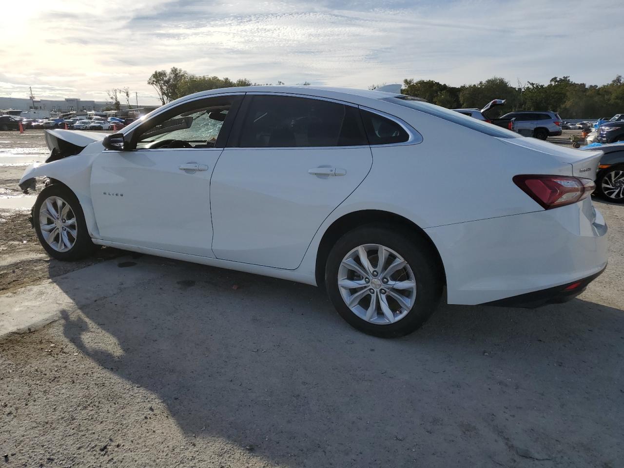 Photo 1 VIN: 1G1ZD5STXKF186039 - CHEVROLET MALIBU 