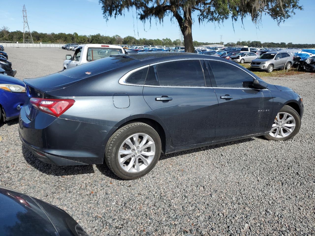 Photo 2 VIN: 1G1ZD5STXKF212042 - CHEVROLET MALIBU 