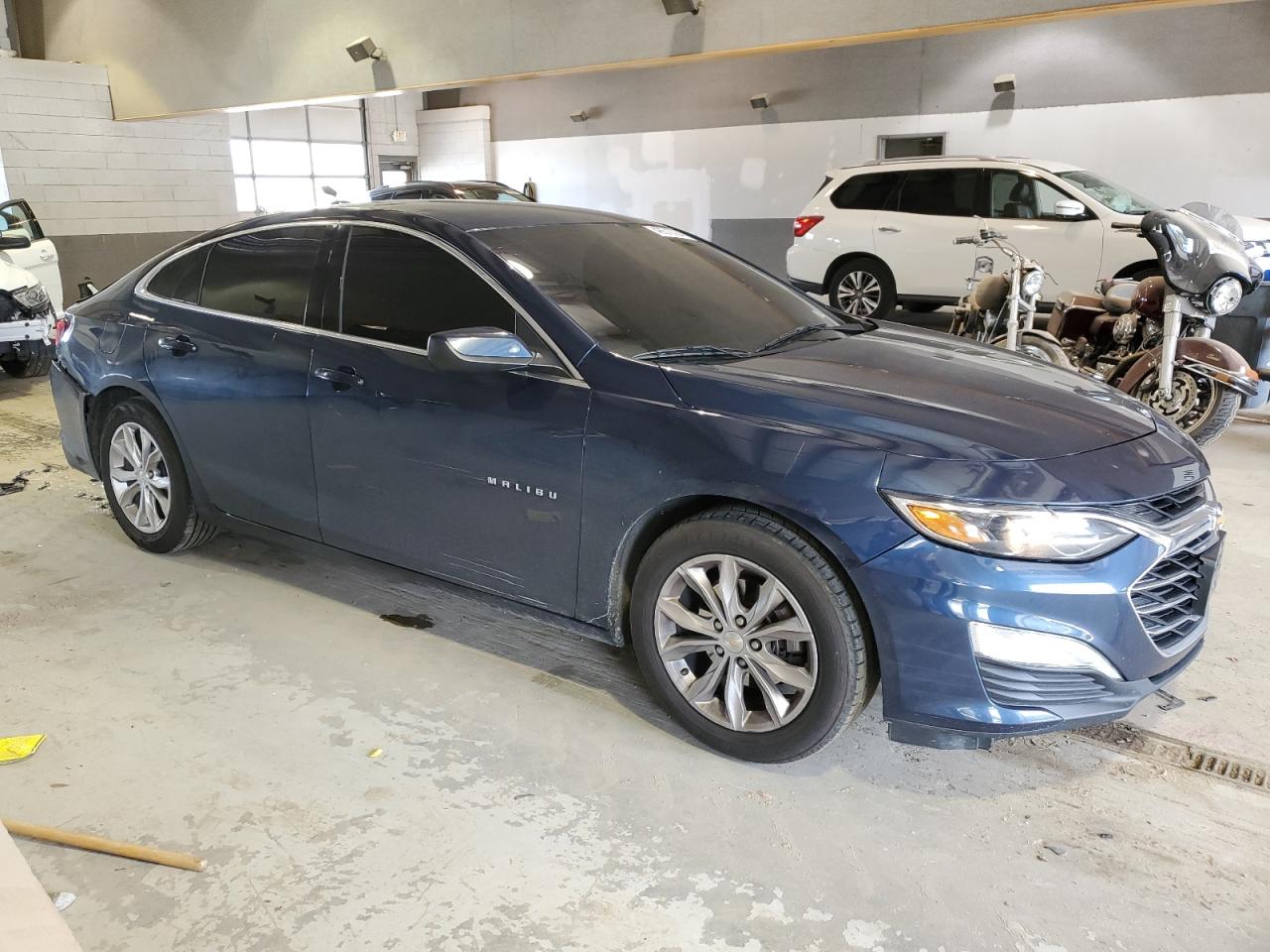 Photo 3 VIN: 1G1ZD5STXLF015986 - CHEVROLET MALIBU 