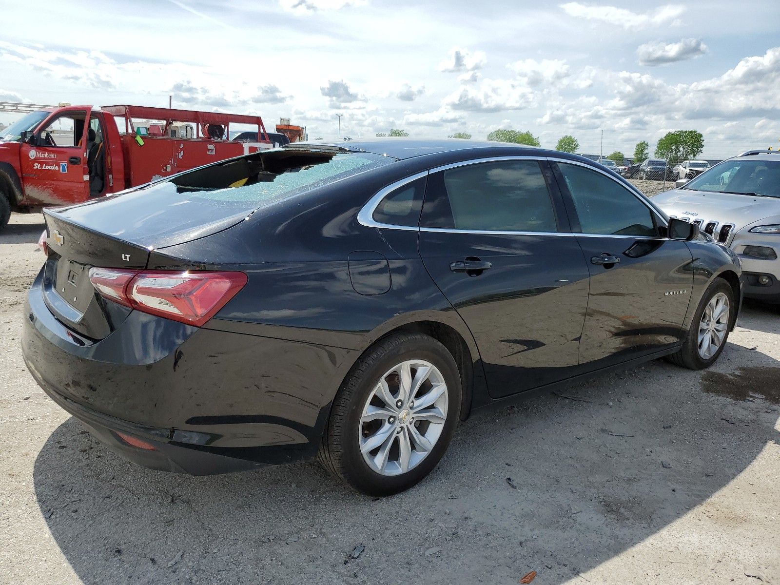 Photo 3 VIN: 1G1ZD5STXLF070213 - CHEVROLET MALIBU 