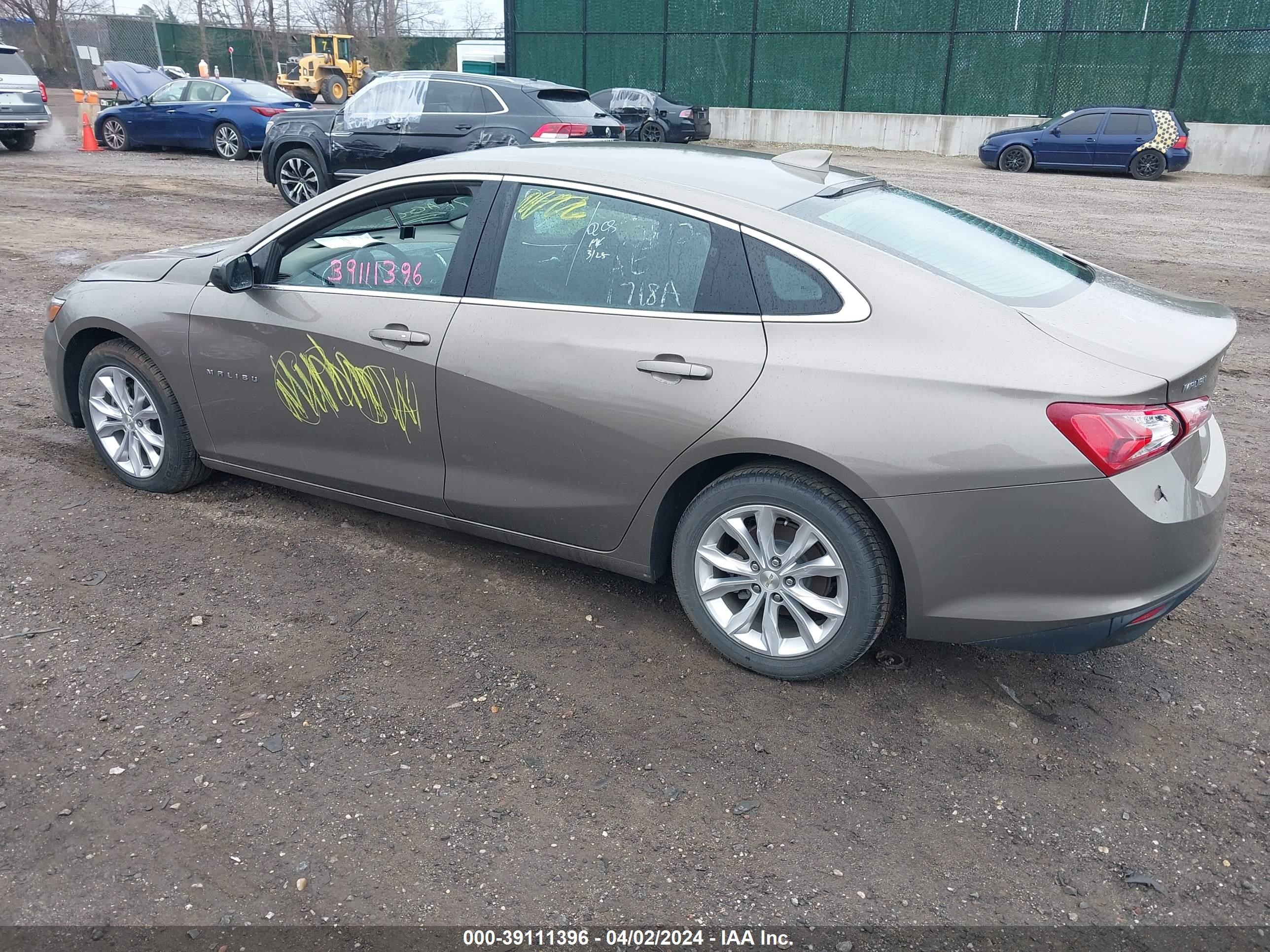 Photo 3 VIN: 1G1ZD5STXLF109365 - CHEVROLET MALIBU 