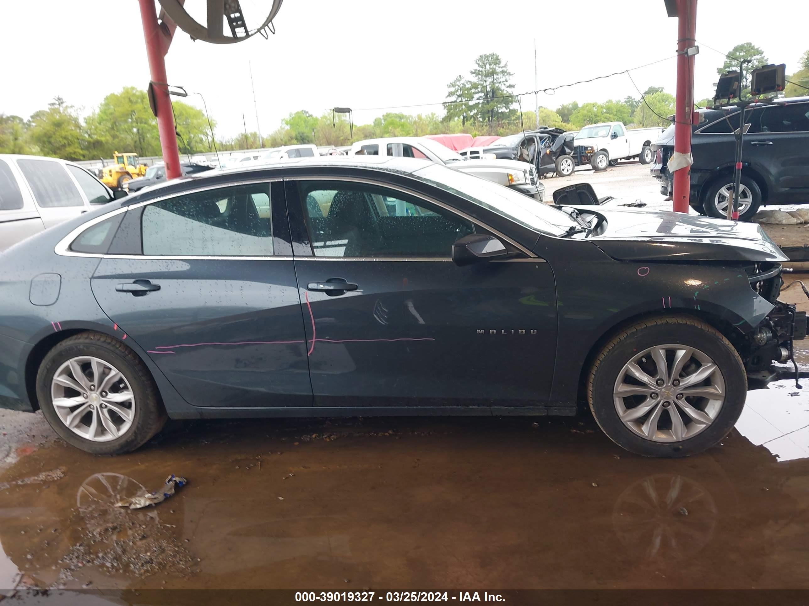 Photo 12 VIN: 1G1ZD5STXMF066180 - CHEVROLET MALIBU 