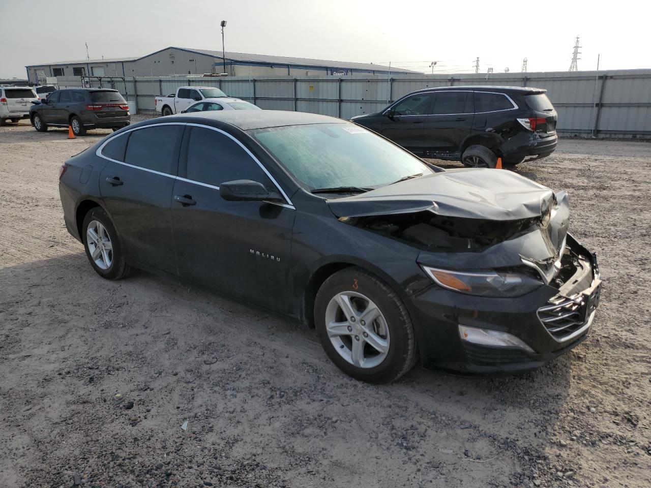 Photo 3 VIN: 1G1ZD5STXNF133524 - CHEVROLET MALIBU 