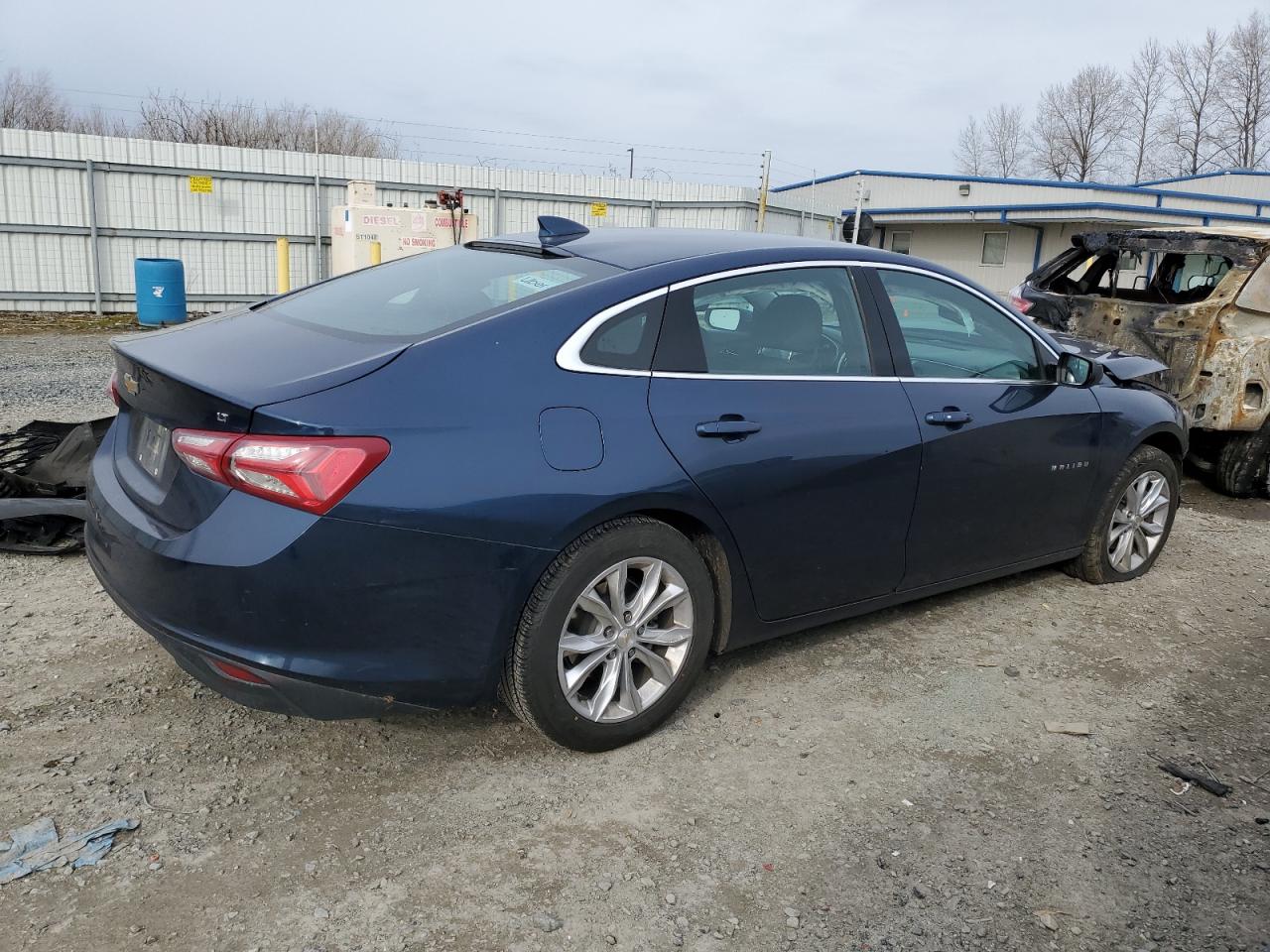 Photo 2 VIN: 1G1ZD5STXNF153143 - CHEVROLET MALIBU 