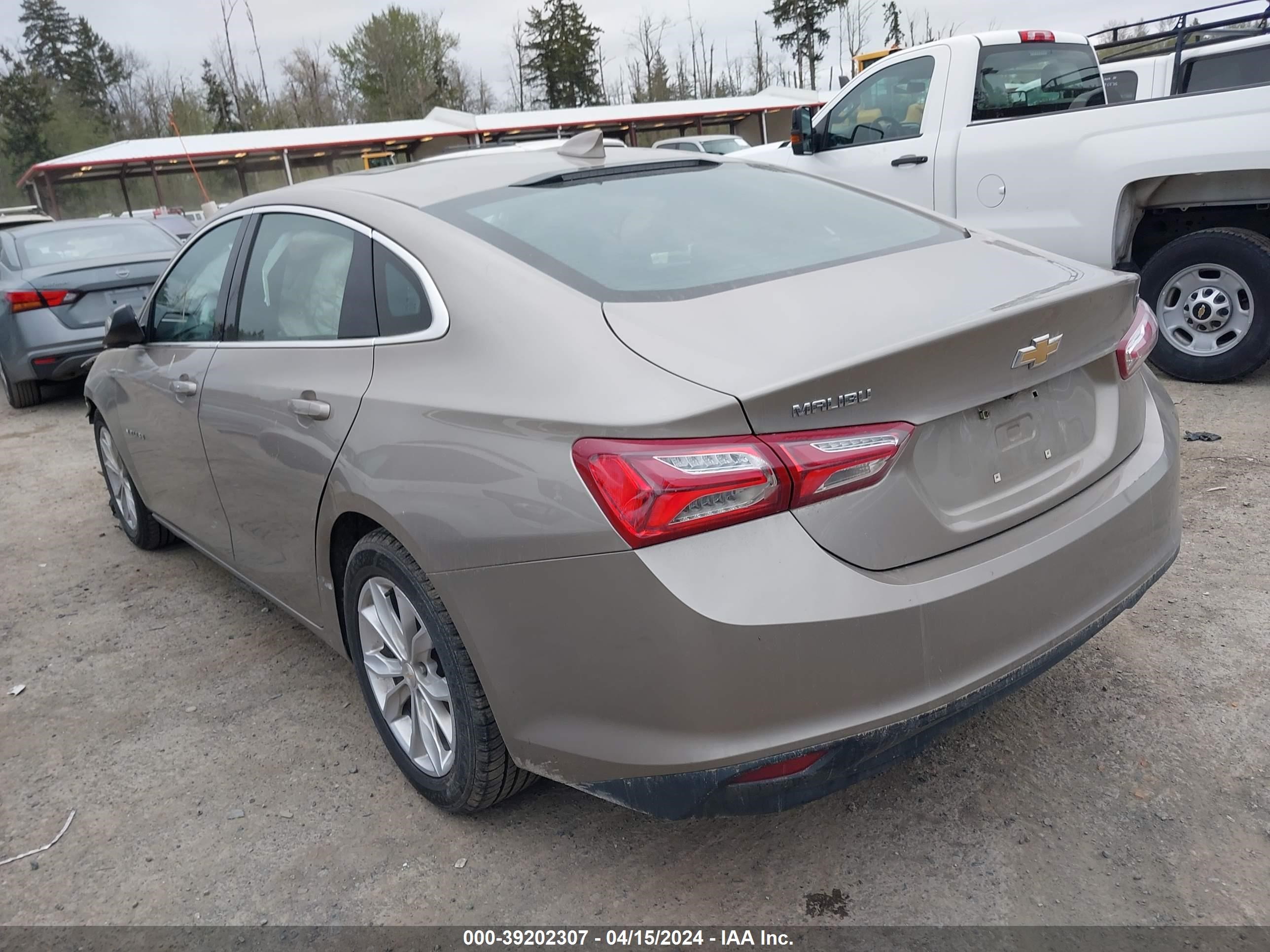 Photo 2 VIN: 1G1ZD5STXNF162800 - CHEVROLET MALIBU 