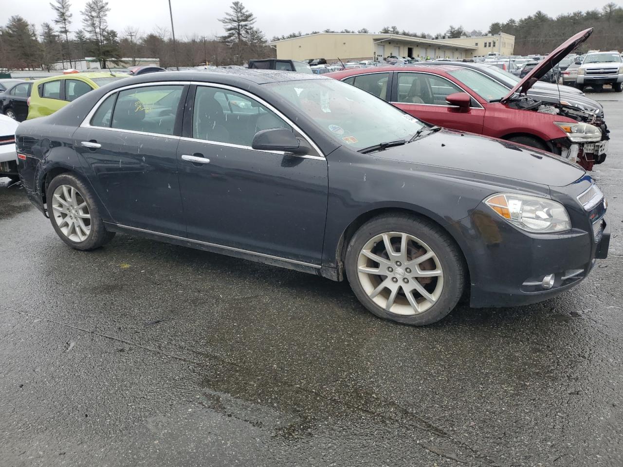 Photo 3 VIN: 1G1ZE5E04CF155711 - CHEVROLET MALIBU 