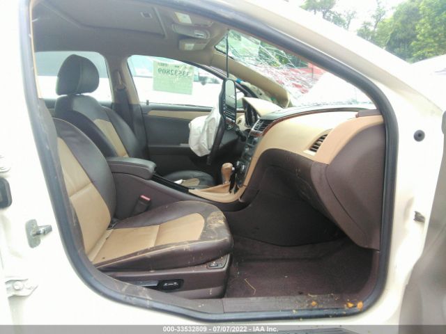 Photo 4 VIN: 1G1ZE5E1XBF104284 - CHEVROLET MALIBU 