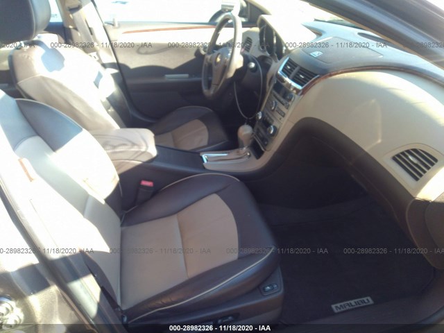 Photo 4 VIN: 1G1ZE5E70BF311822 - CHEVROLET MALIBU 