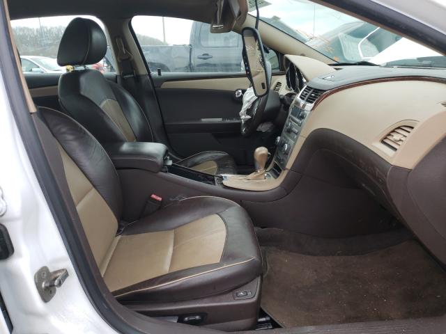 Photo 4 VIN: 1G1ZE5E7XBF165414 - CHEVROLET MALIBU LTZ 