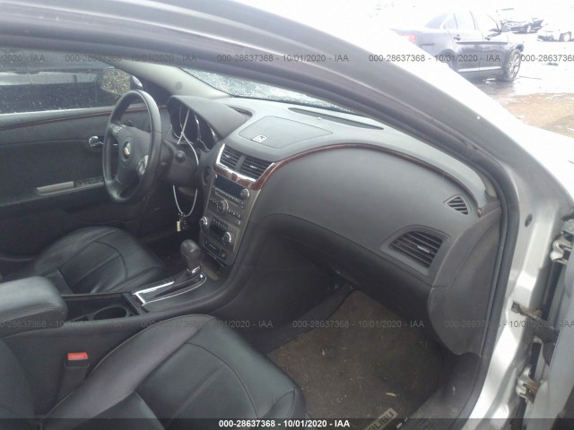 Photo 4 VIN: 1G1ZE5EB7AF236586 - CHEVROLET MALIBU 