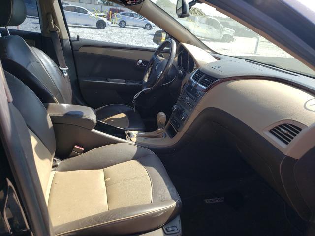 Photo 4 VIN: 1G1ZE5EB8AF110415 - CHEVROLET MALIBU LTZ 