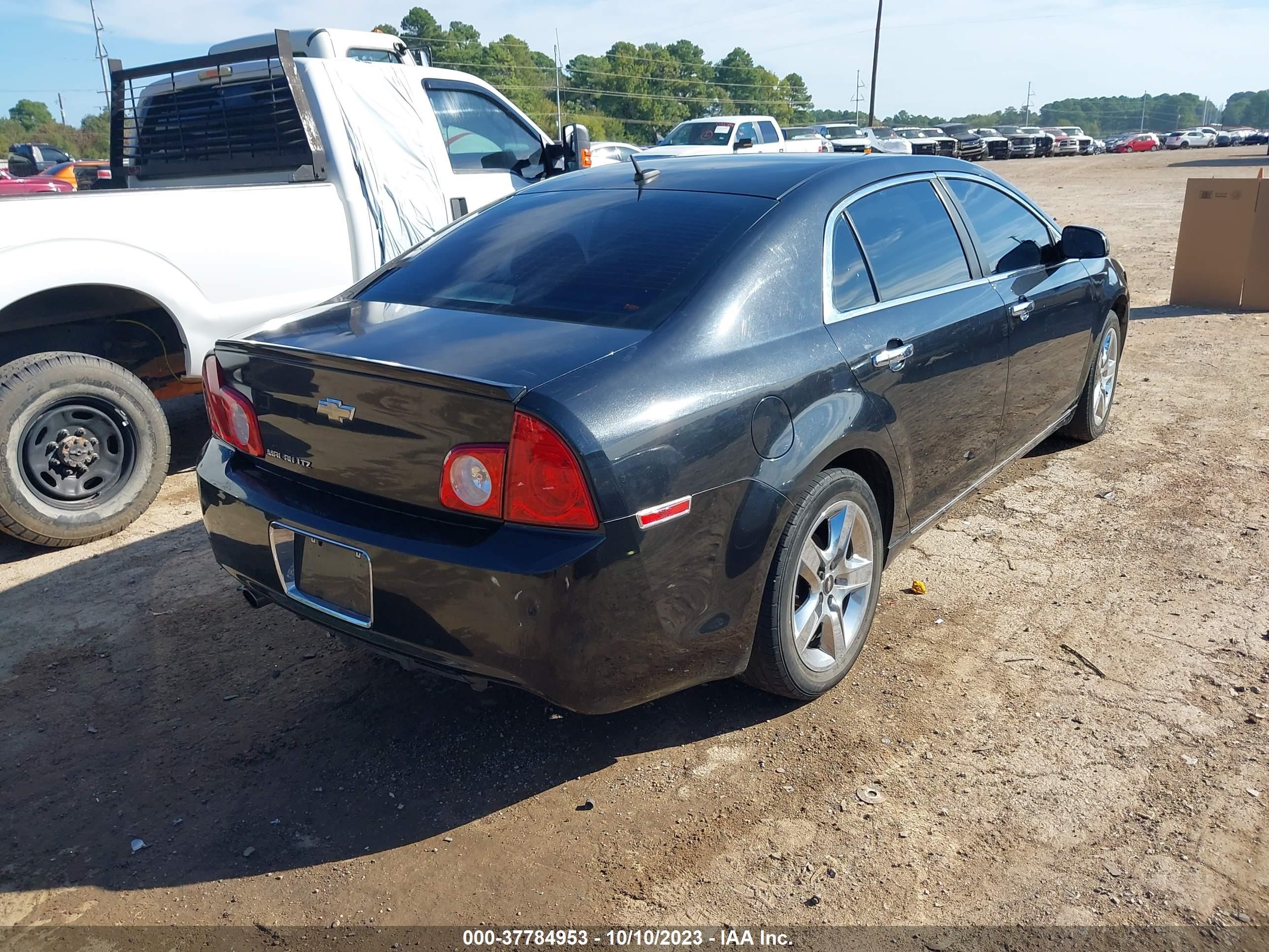 Photo 3 VIN: 1G1ZE5EBXAF296667 - CHEVROLET MALIBU 