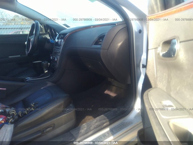 Photo 4 VIN: 1G1ZE5EU9BF112435 - CHEVROLET MALIBU 