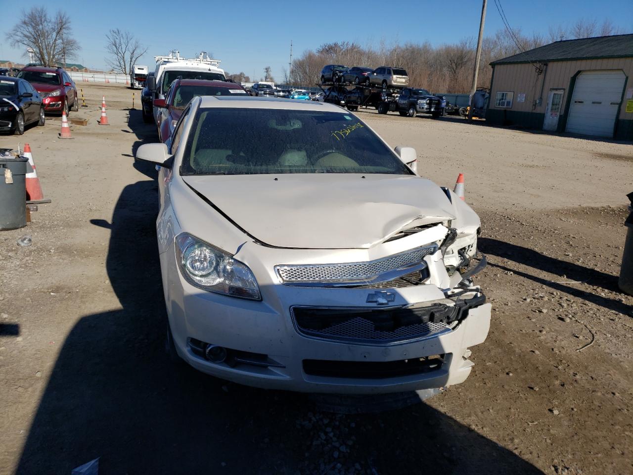 Photo 4 VIN: 1G1ZE5EU9BF360541 - CHEVROLET MALIBU 