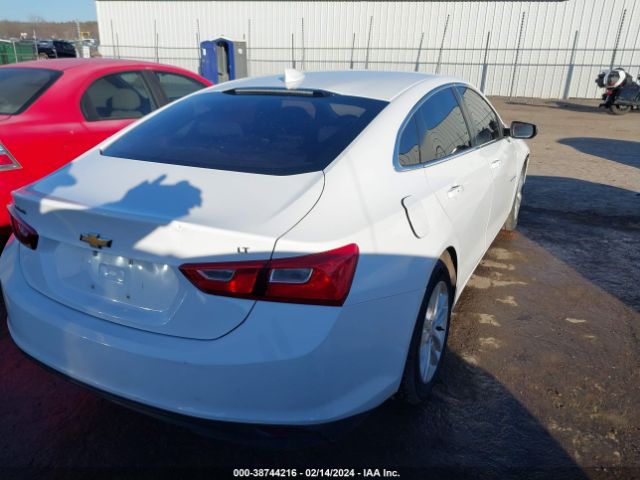 Photo 3 VIN: 1G1ZE5ST0GF305009 - CHEVROLET MALIBU 