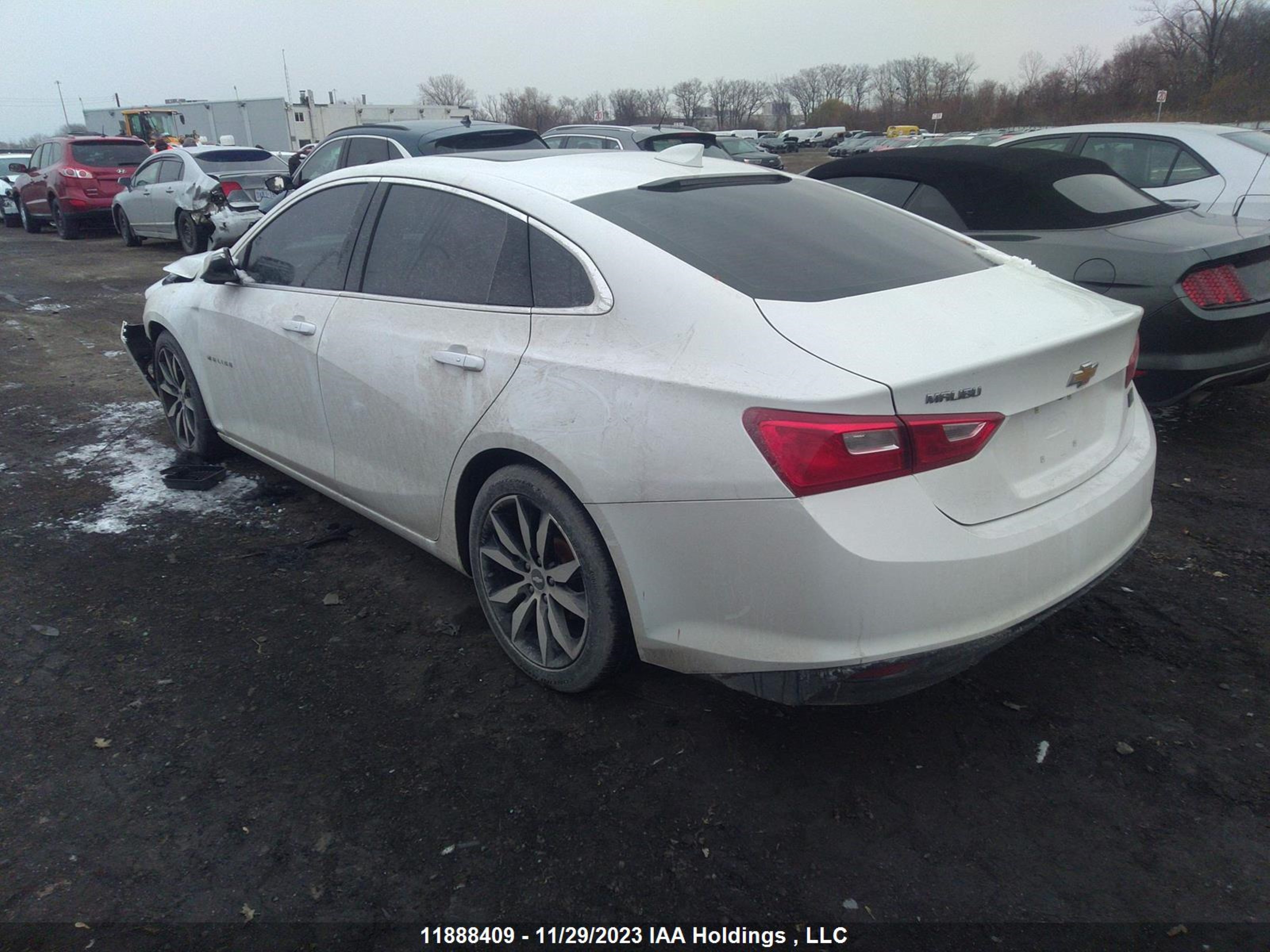 Photo 2 VIN: 1G1ZE5ST0GF307388 - CHEVROLET MALIBU 