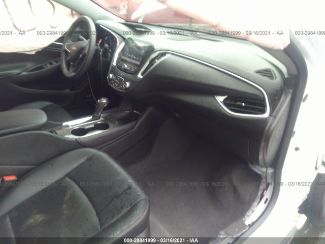 Photo 4 VIN: 1G1ZE5ST0HF123599 - CHEVROLET MALIBU 