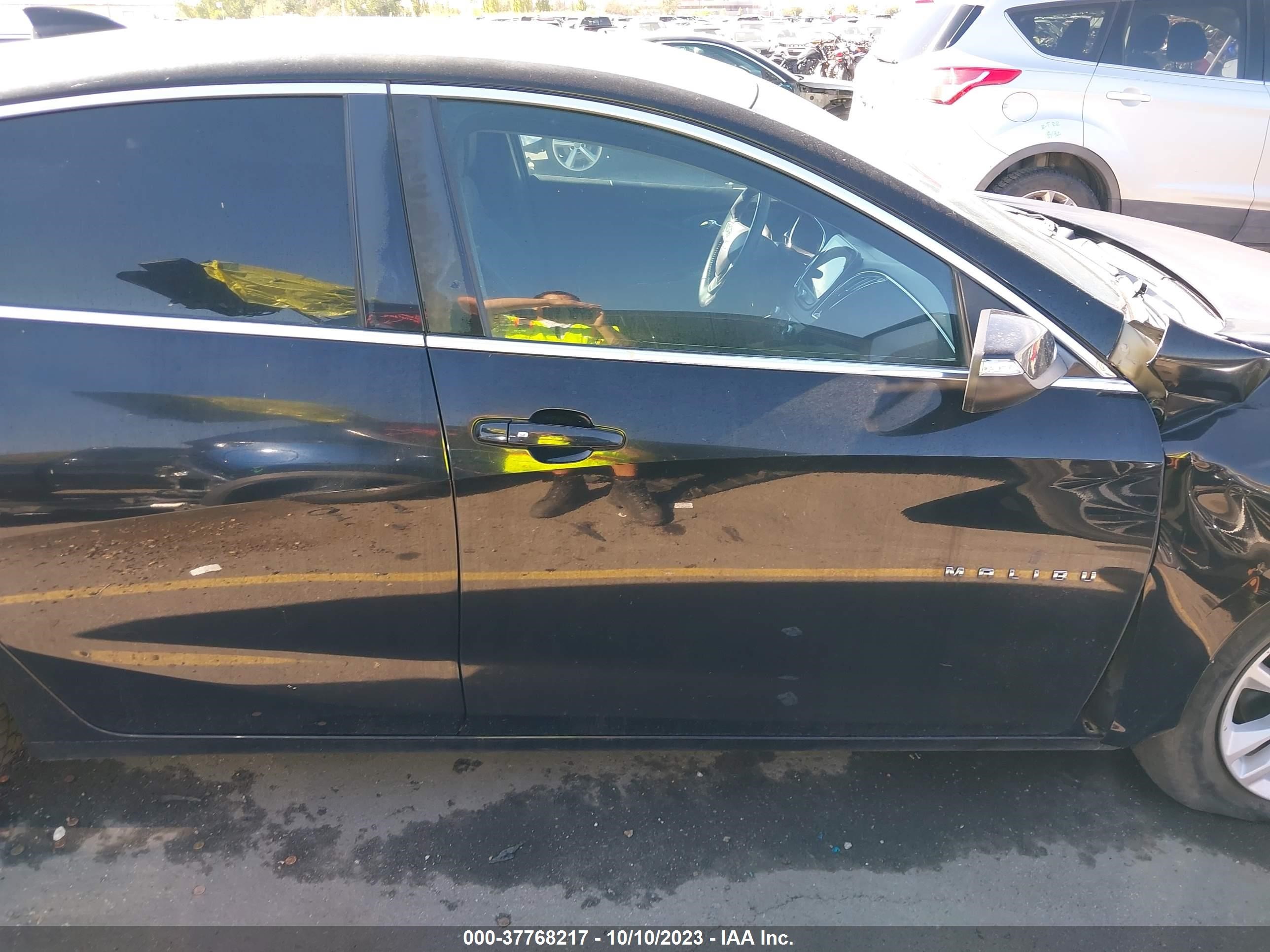 Photo 12 VIN: 1G1ZE5ST0HF258114 - CHEVROLET MALIBU 