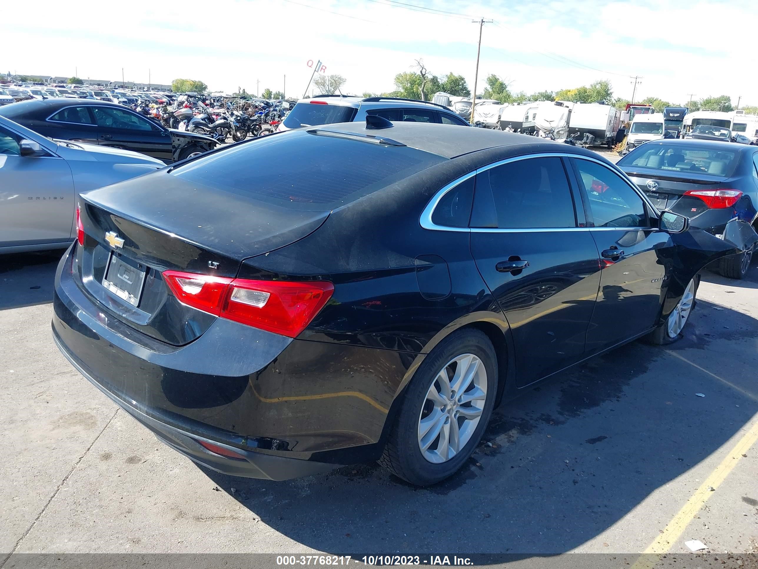 Photo 3 VIN: 1G1ZE5ST0HF258114 - CHEVROLET MALIBU 