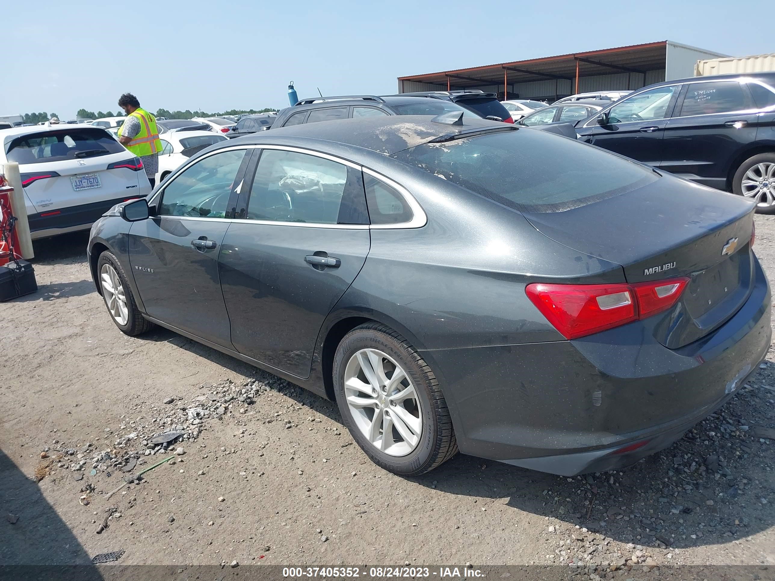 Photo 2 VIN: 1G1ZE5ST1HF188543 - CHEVROLET MALIBU 