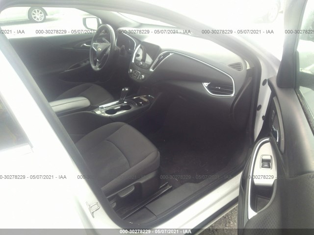 Photo 4 VIN: 1G1ZE5ST1HF284334 - CHEVROLET MALIBU 